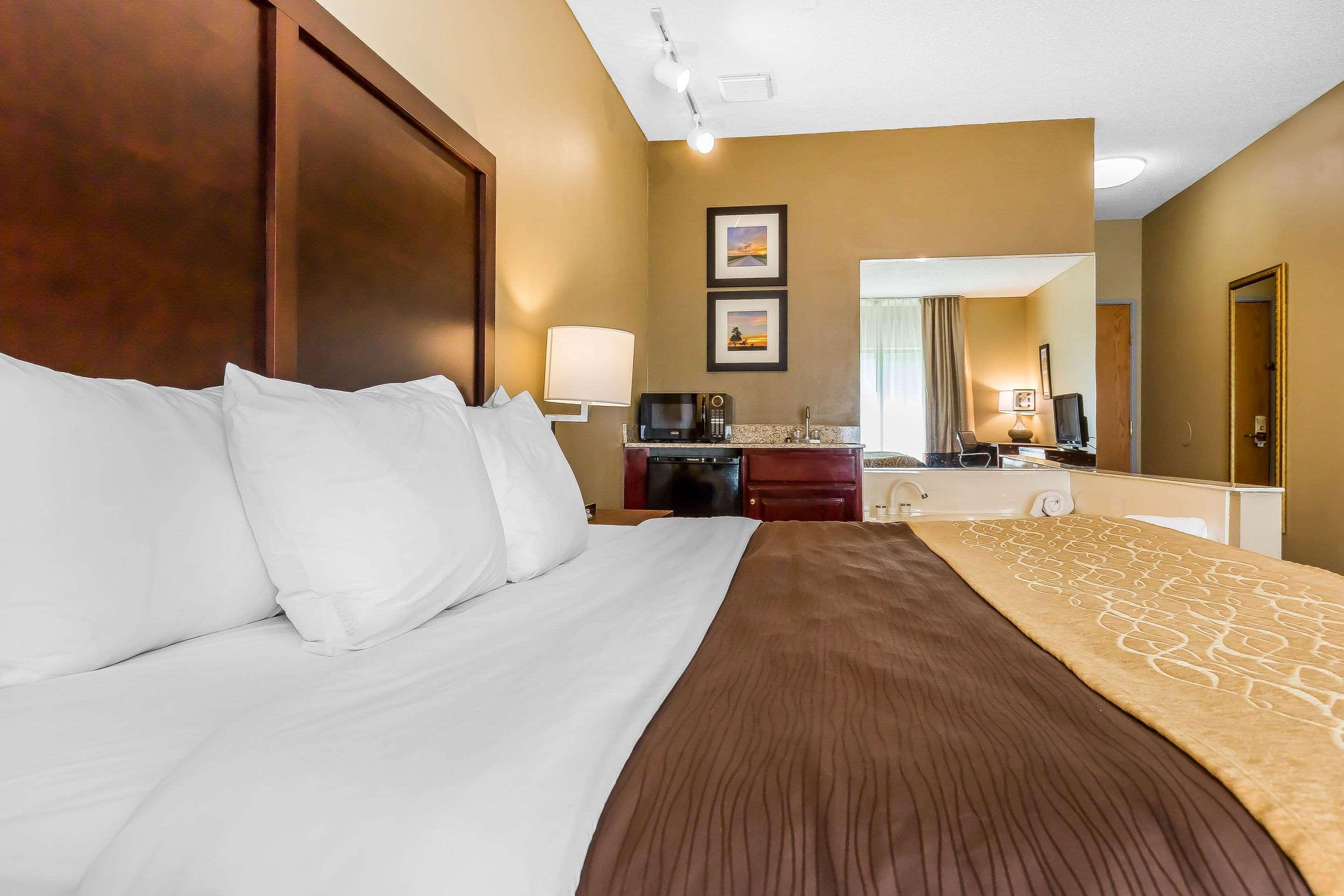 Comfort Inn & Suites Mishawaka-South Bend Buitenkant foto