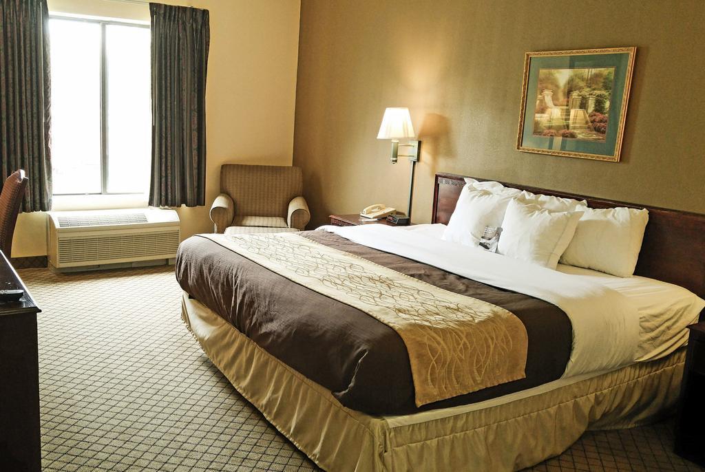 Comfort Inn & Suites Mishawaka-South Bend Buitenkant foto