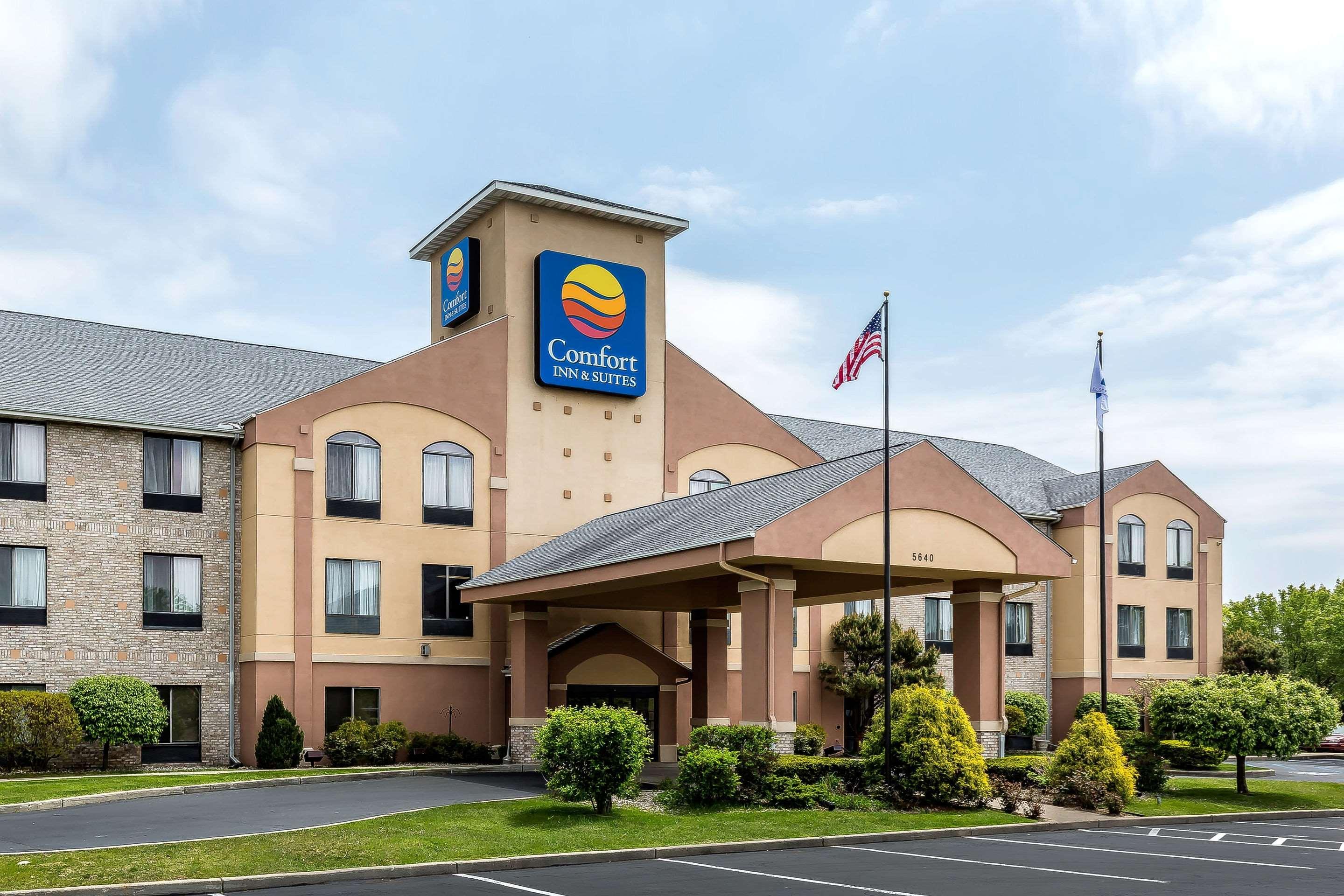 Comfort Inn & Suites Mishawaka-South Bend Buitenkant foto