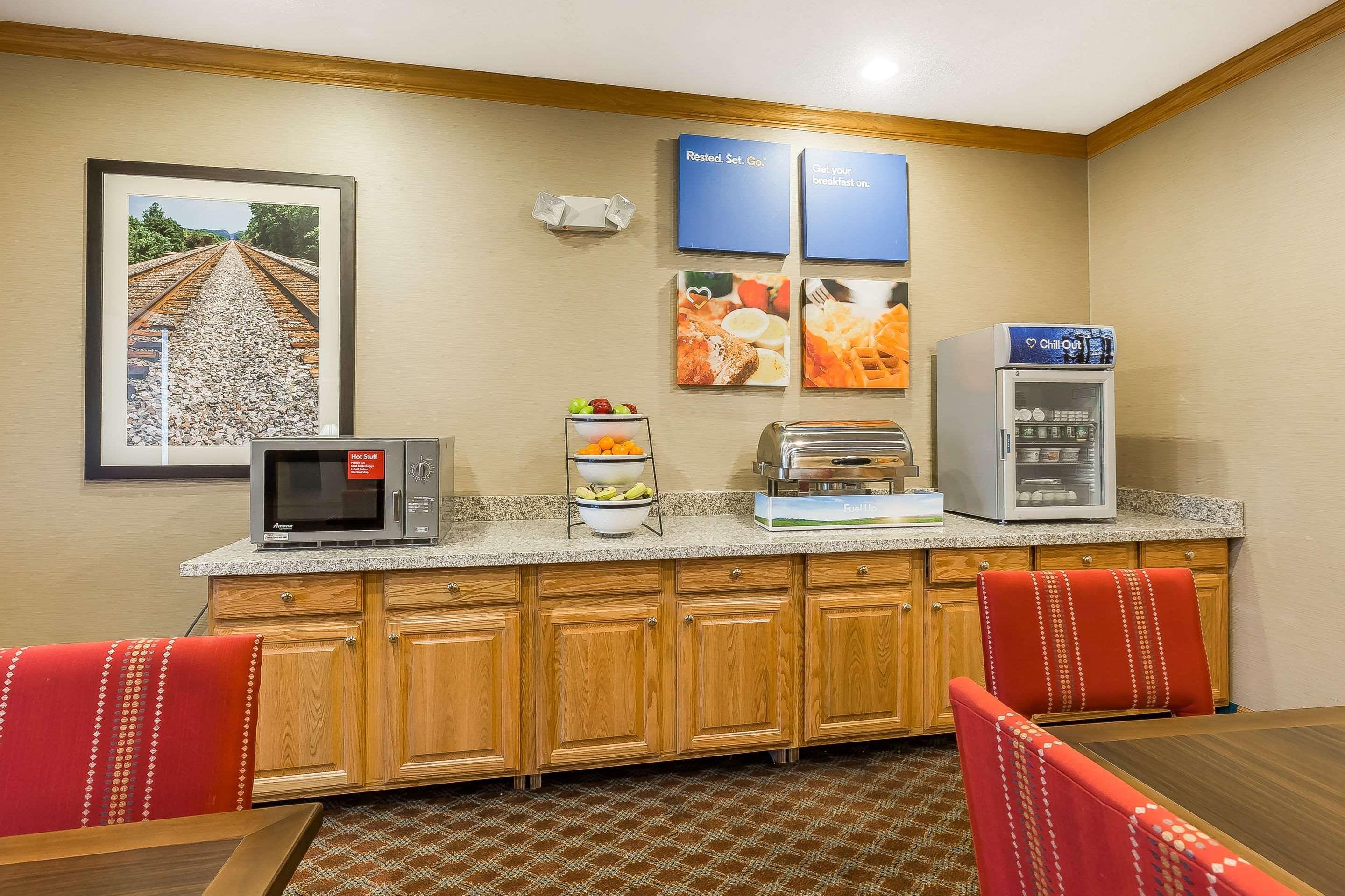 Comfort Inn & Suites Mishawaka-South Bend Buitenkant foto
