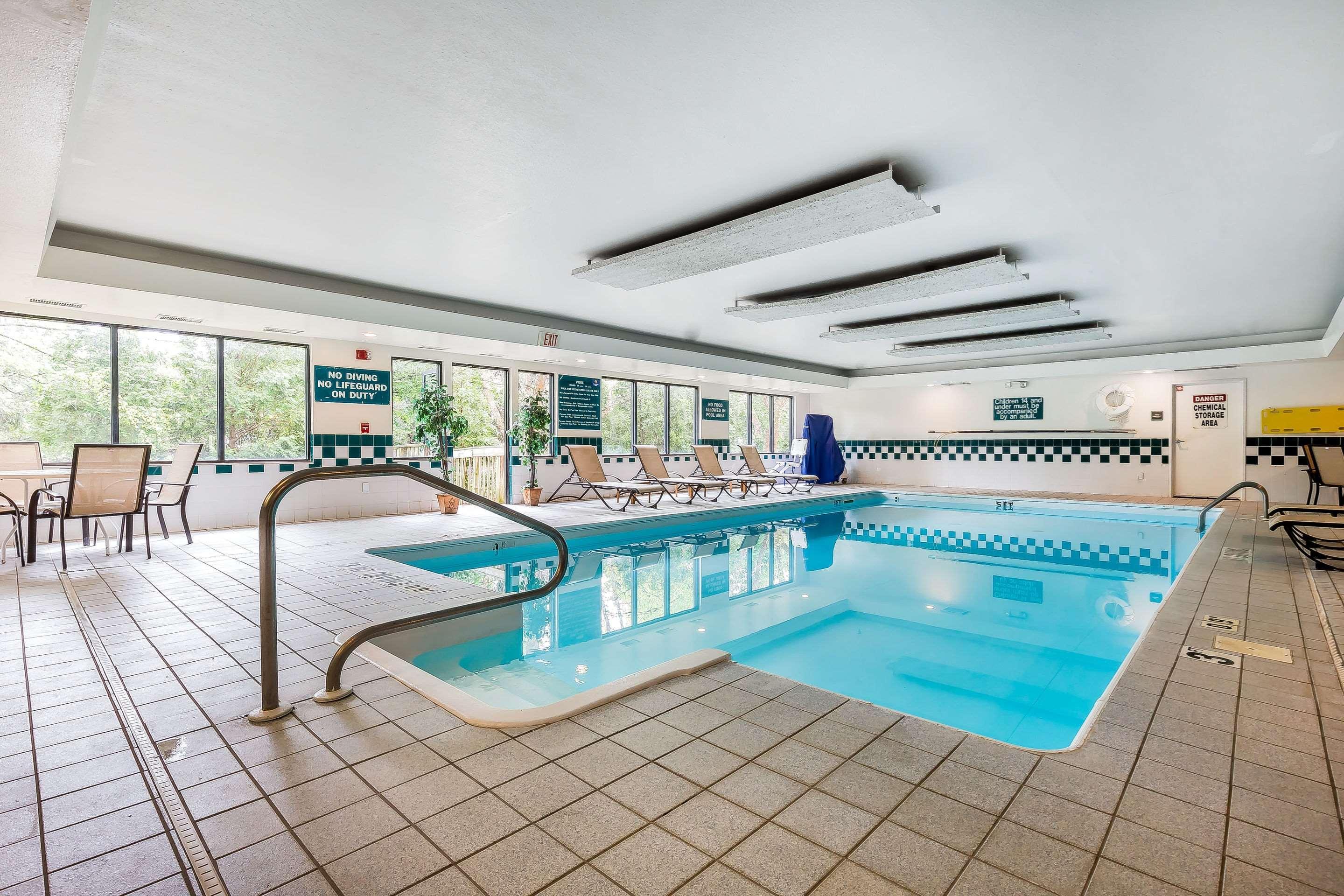 Comfort Inn & Suites Mishawaka-South Bend Buitenkant foto